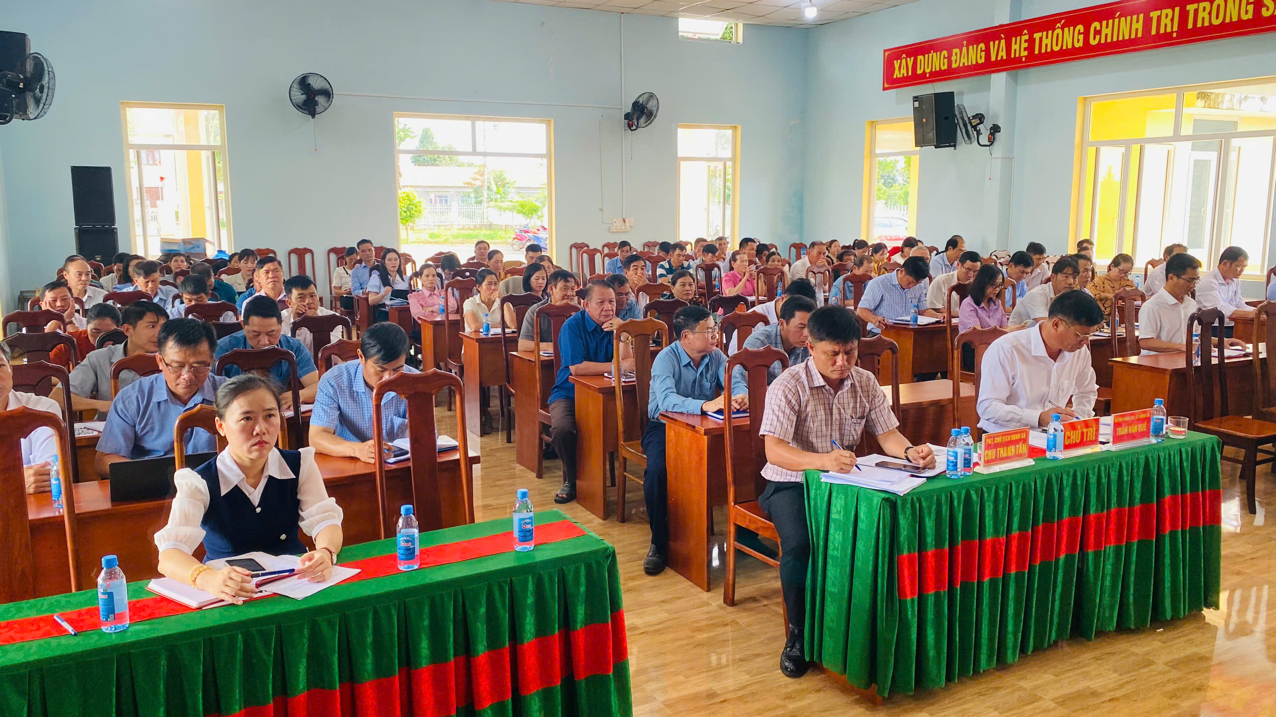 z7077646053677_e8f3614dfe6efd4024e3e6f807bf63d6