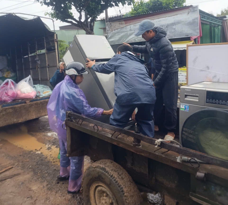 z7243391879747_5ab24f3e76eb368c0af505afbe8d2982