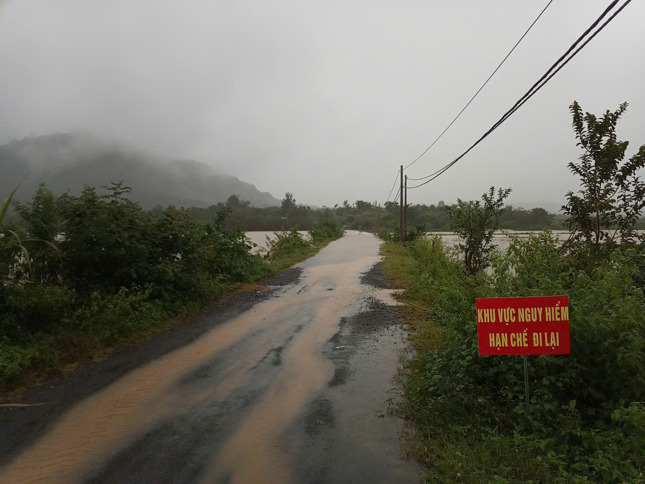 z7241392237623_50e7d0bcb95372364da6105be96bf00f