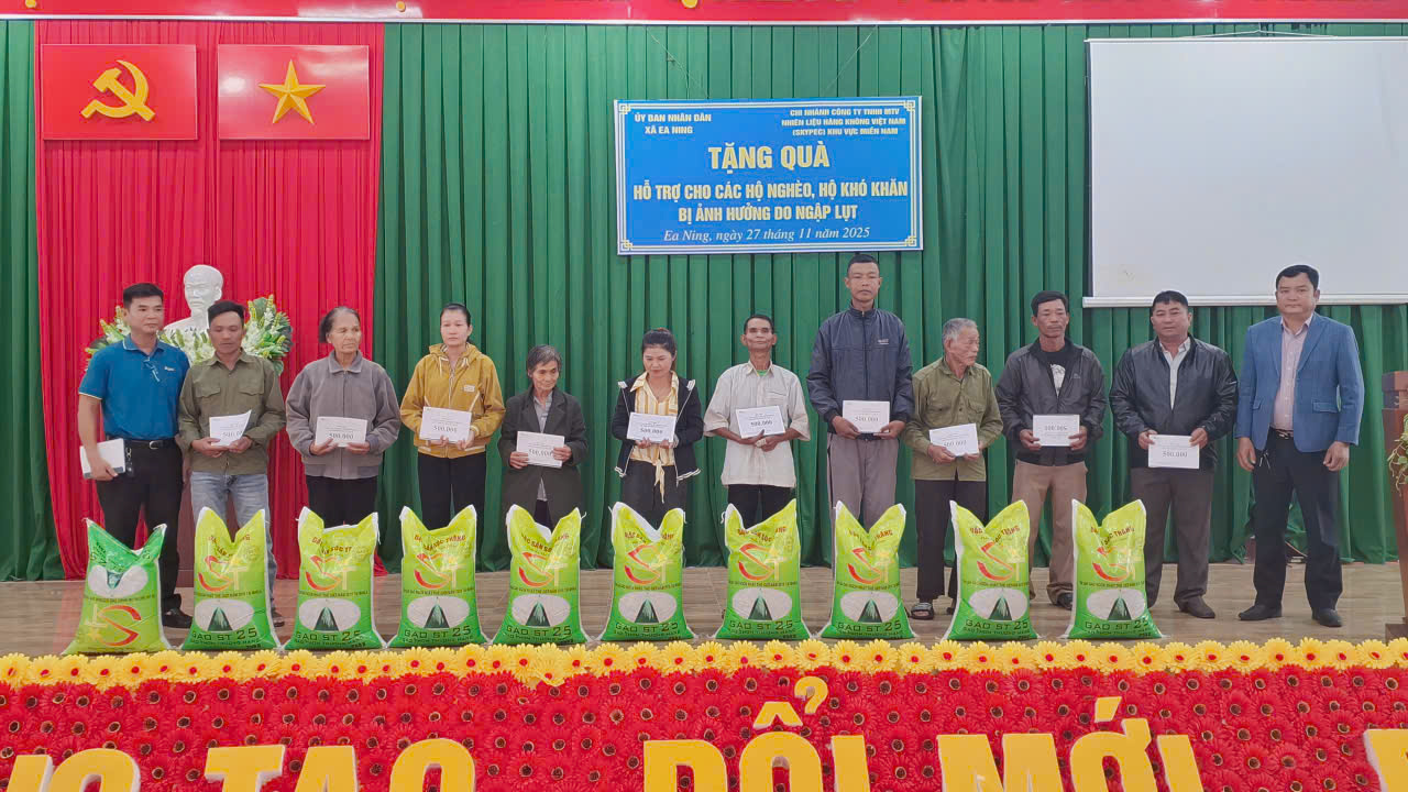 z7267987576540_684ed6afb461cf34ae6eeaf706072ce1