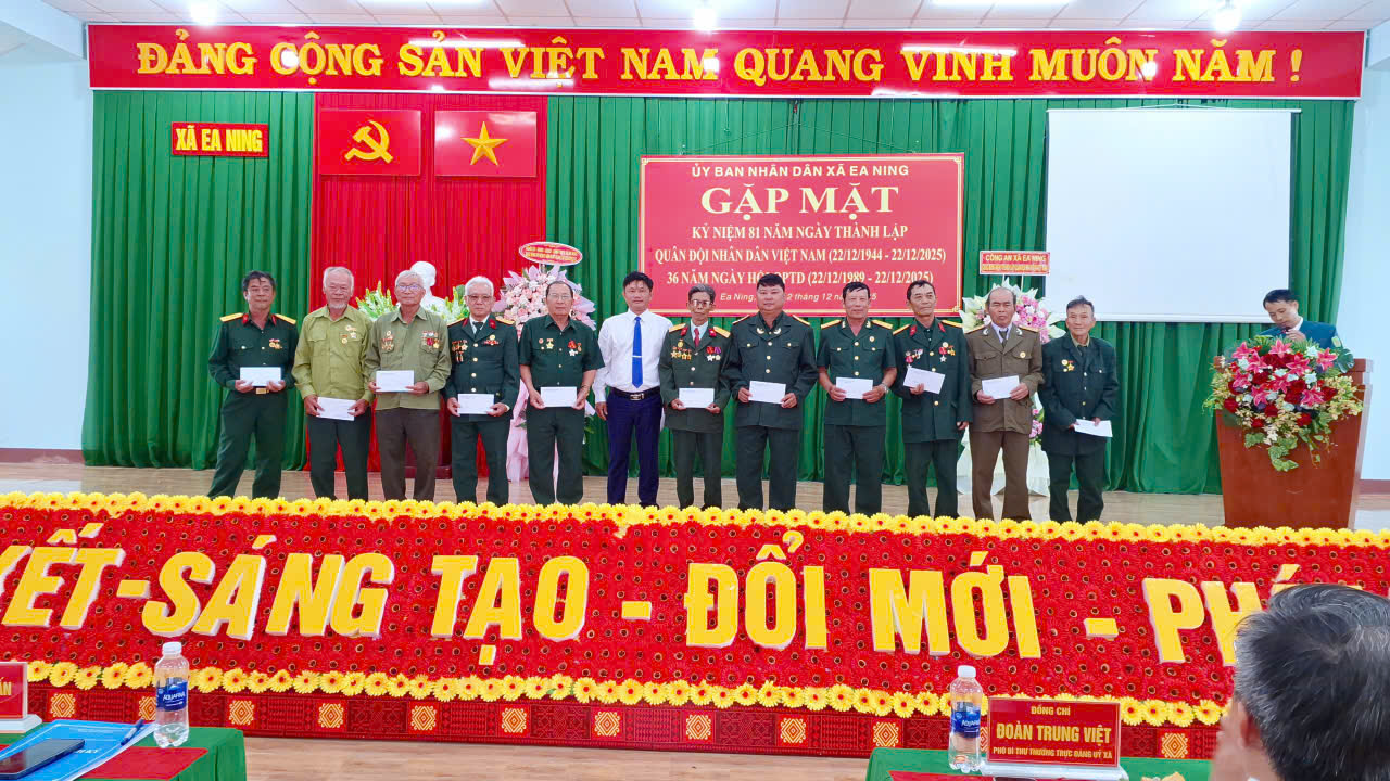 z7353244116158_be00fe5c84d83822466d948a14ad0562