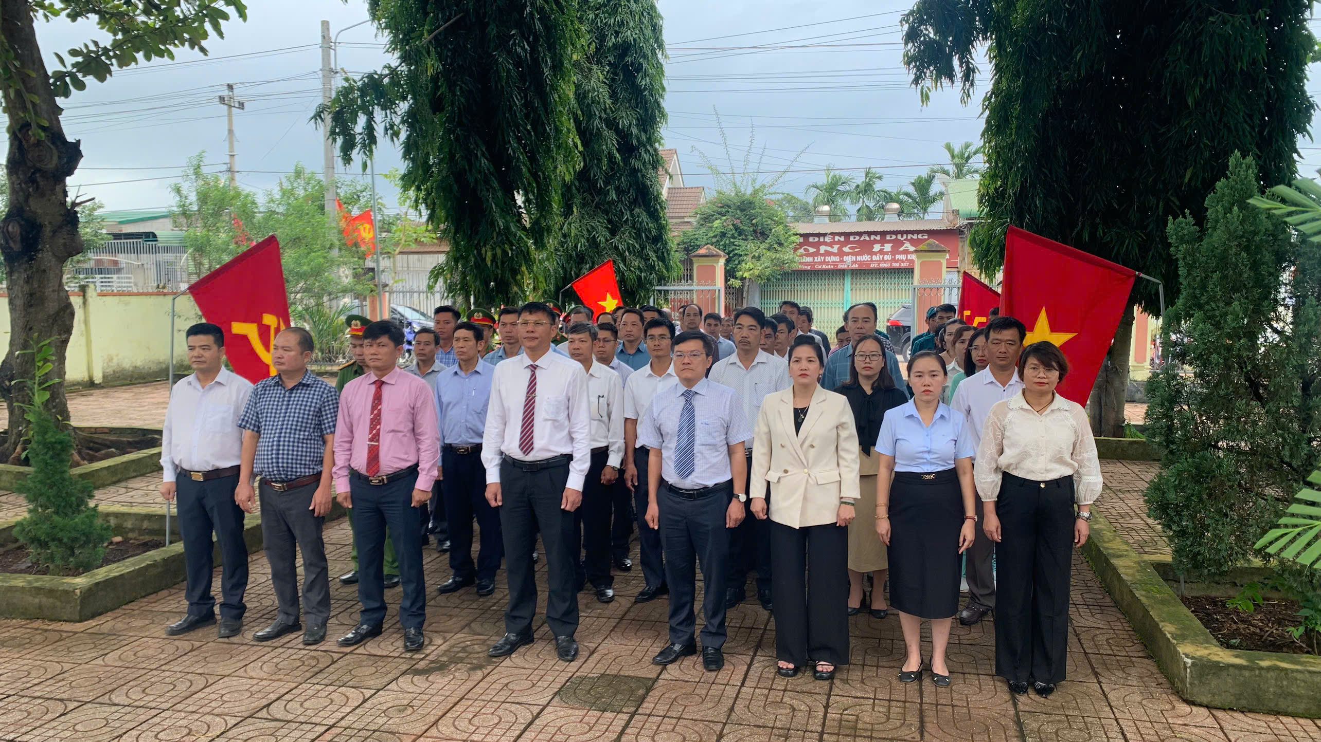 gen-h-z6841402267564_89a476cd19dfad81b4ccc895a671a928