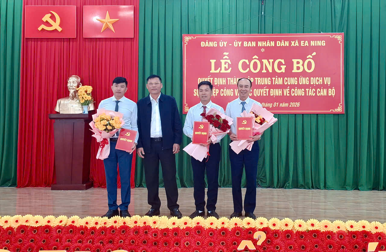 z7400069668926_a77544df208dd52aeadba1a32c694b1f