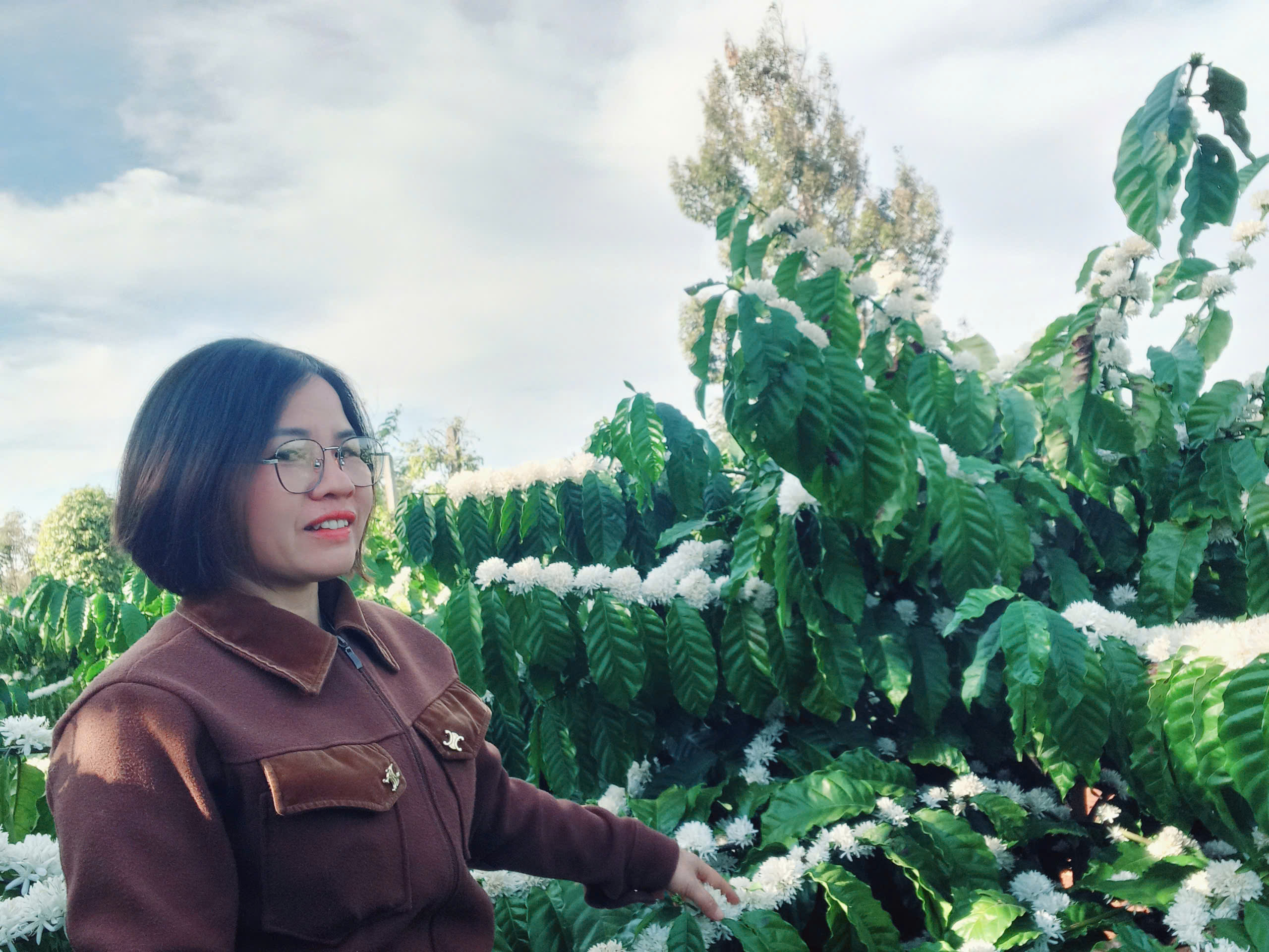 HỘI LIÊN HIỆP PHỤ NỮ XÃ EA NING PHỐI HỢP HIỆU QUẢ VỚI NGÂN HÀNG CHÍNH SÁCH XÃ HỘI TRONG QUẢN LÝ VỐN VAY ƯU ĐÃI