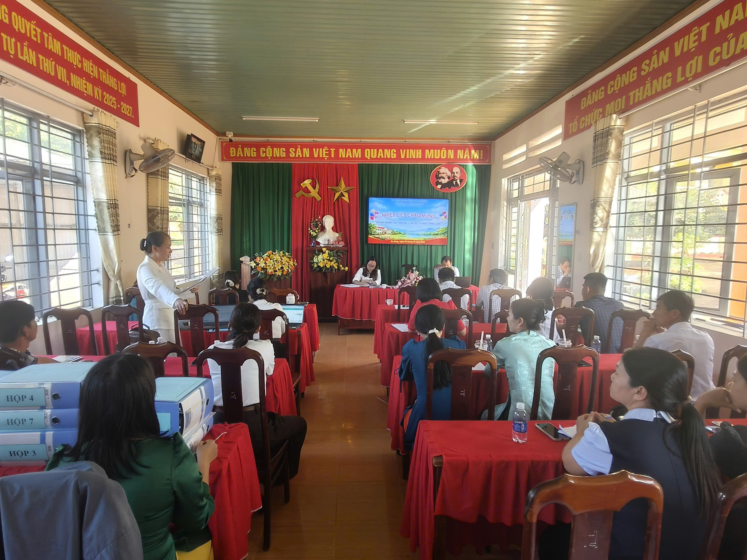 z7504519208924_7a42c6babc100f38a37556fc1d43ab6d